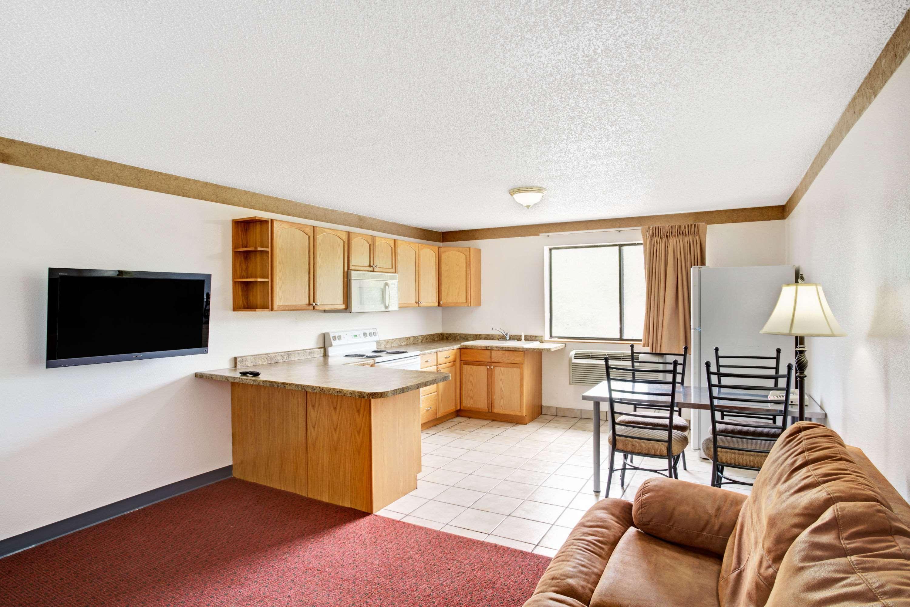 Antelope Inn & Suites Clearfield Exteriör bild